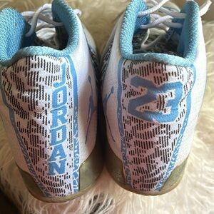 Vintage 2014 AIR JORDAN 23 Pantone flight sneakers . Size 14